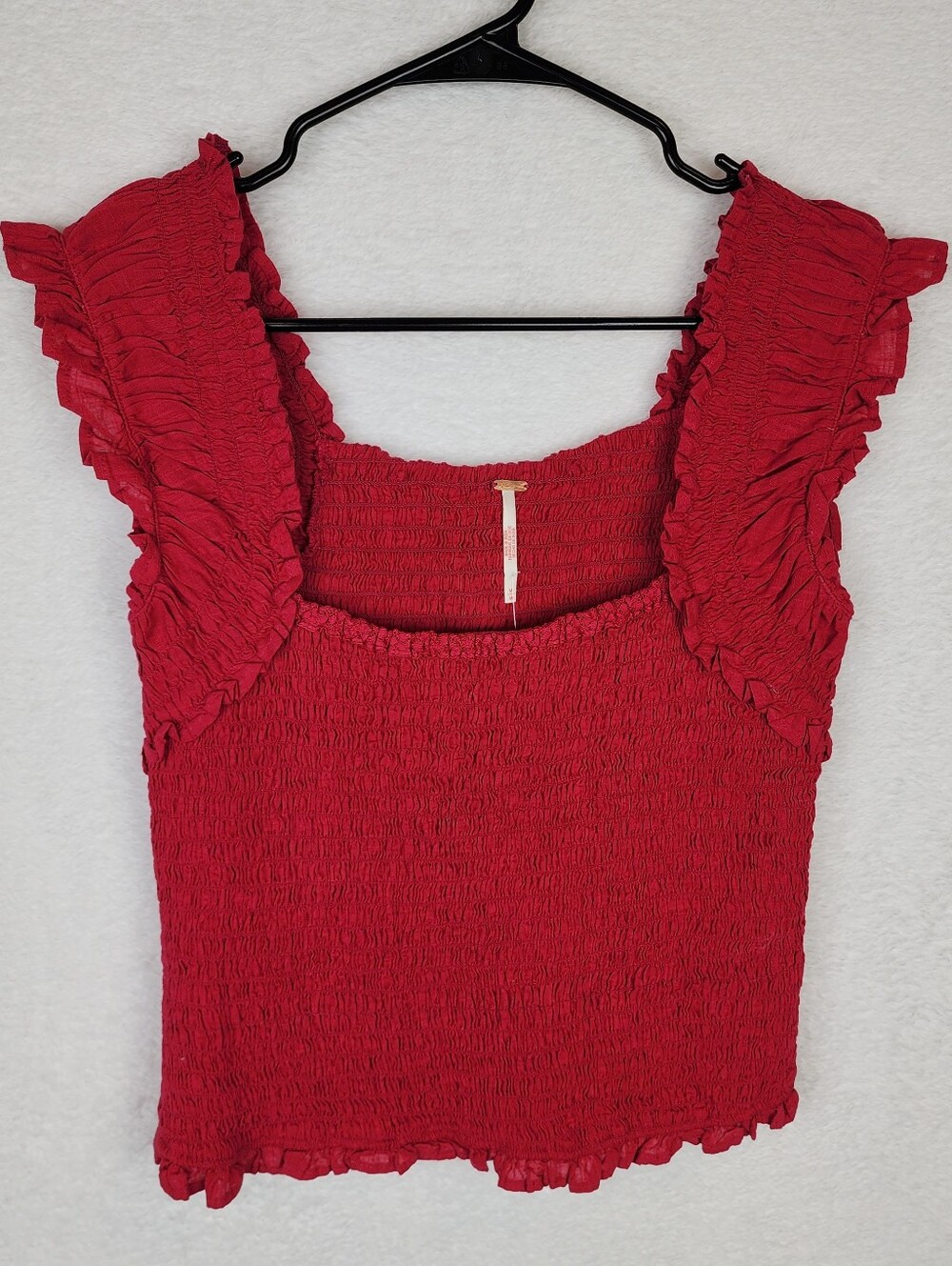 FREE PEOPLE NWT Ari Smocked Crop Top in Raspberry Wine M